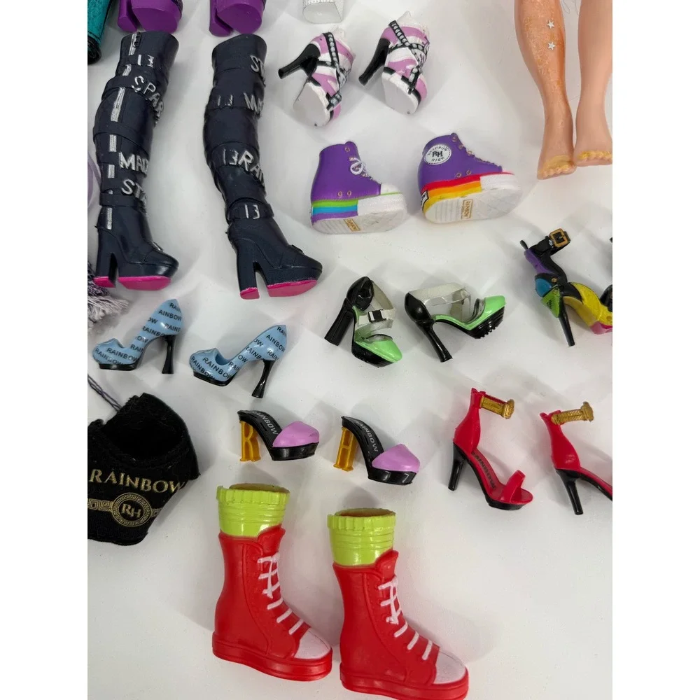MGA Rainbow High Doll Lot of 4 with Large Clothing Shoes Accessories Collection